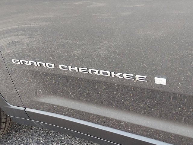 2022 Jeep New Grand Cherokee GRAND CHEROKEE L LIMITED 4X4