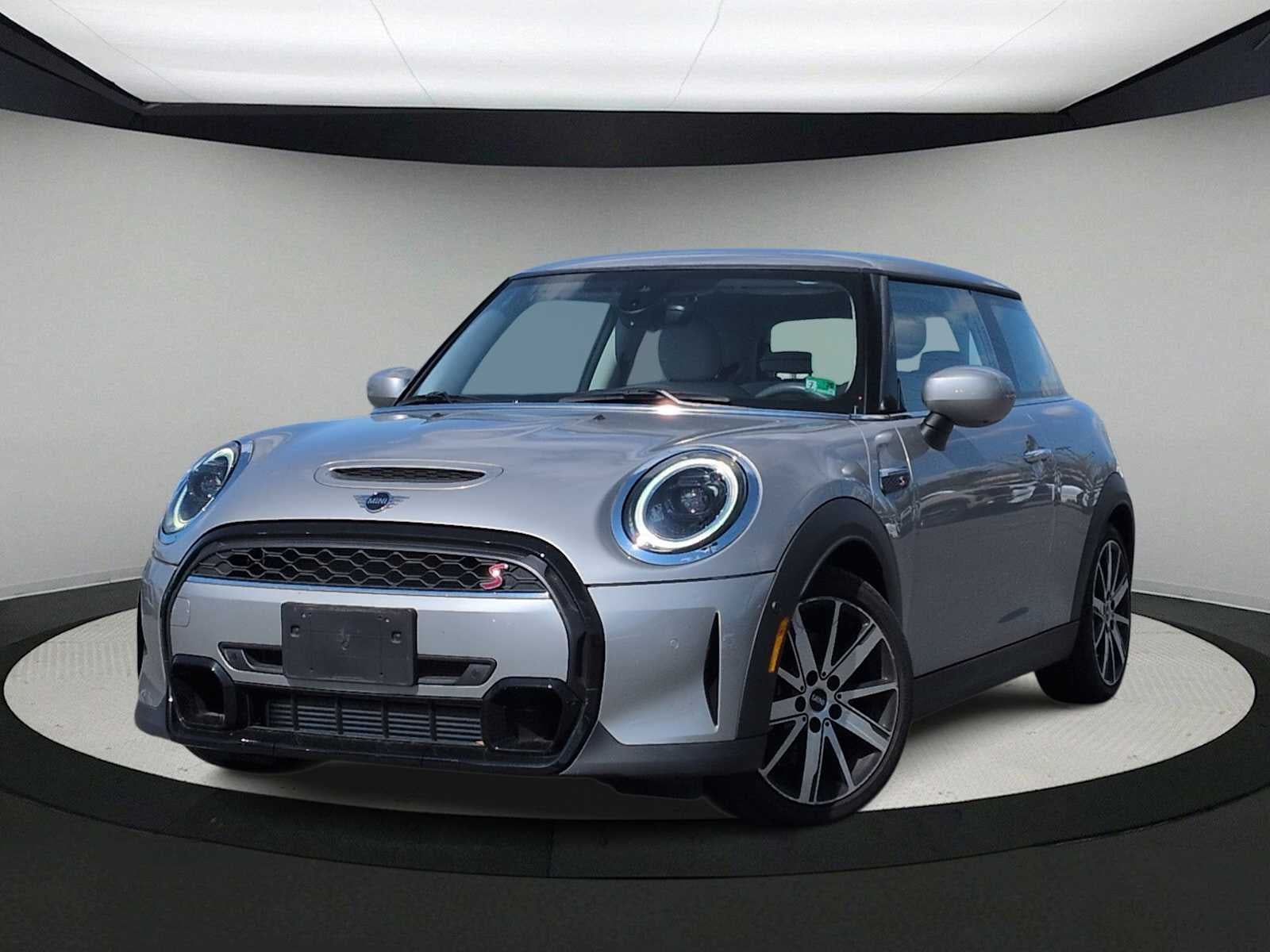 2024 MINI HARDTOP 2 DOOR