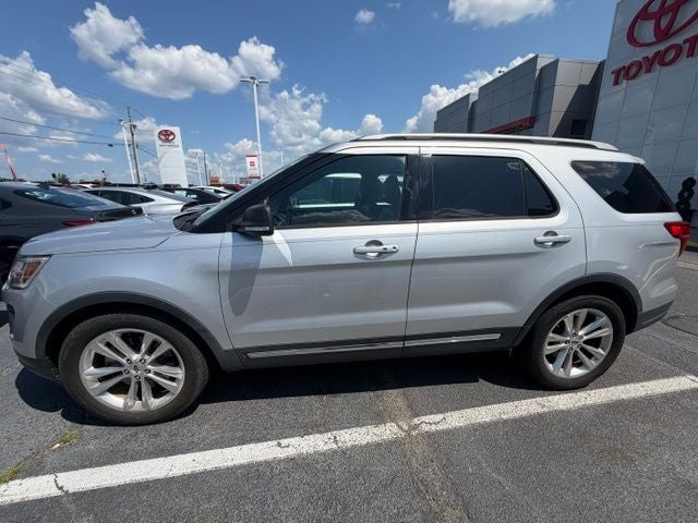  2019 Ford Explorer XLT   