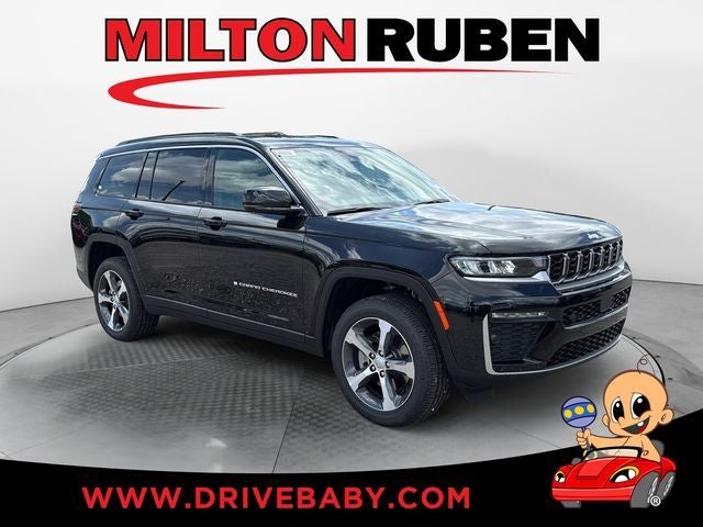 Diamond Black Crystal Pearl-Coat Exterior Paint 2026 Jeep Grand Cherokee L SUV / Crossover 4X2 8-Speed Automatic