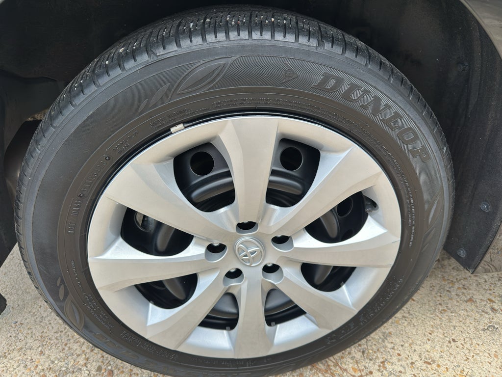 View vehicle photo 7