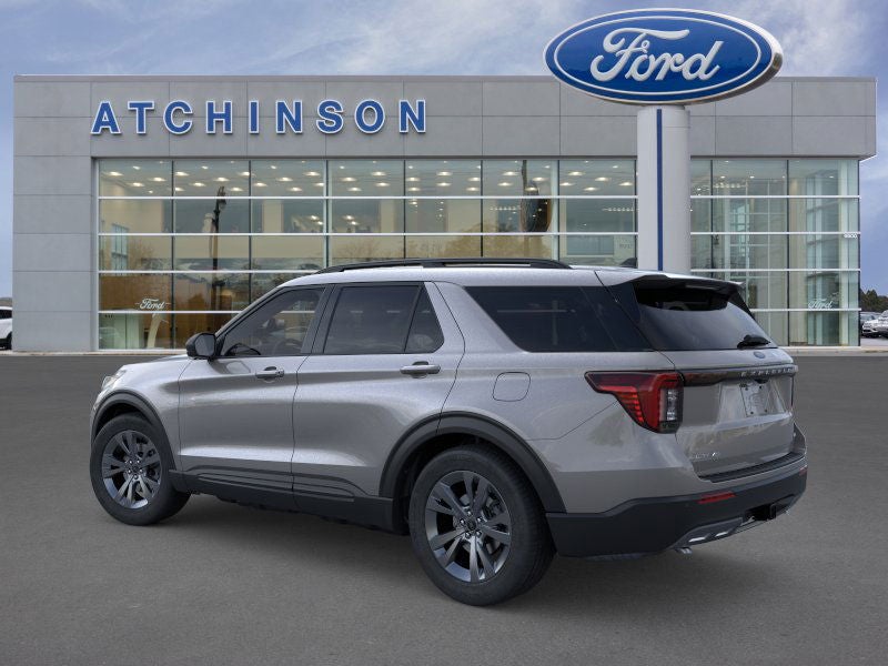View vehicle photo 4