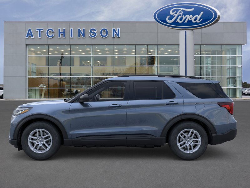 View vehicle photo 3
