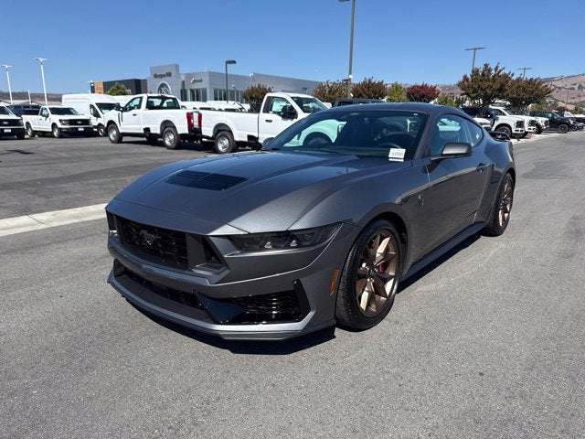 2026 Ford Mustang Dark Horse Fastback RWD