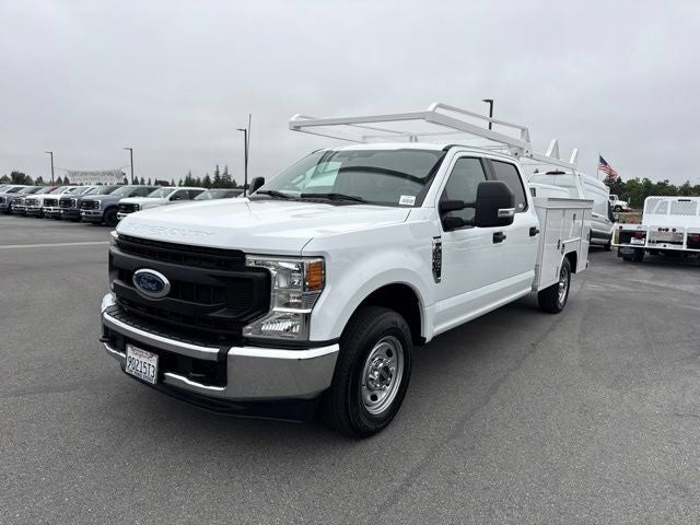 Oxford White 2022 Ford F-250 Super Duty Pickup Truck 4X2 6-Speed Automatic