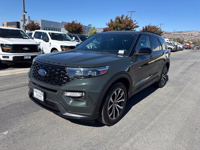 2023 Ford Explorer ST-Line AWD