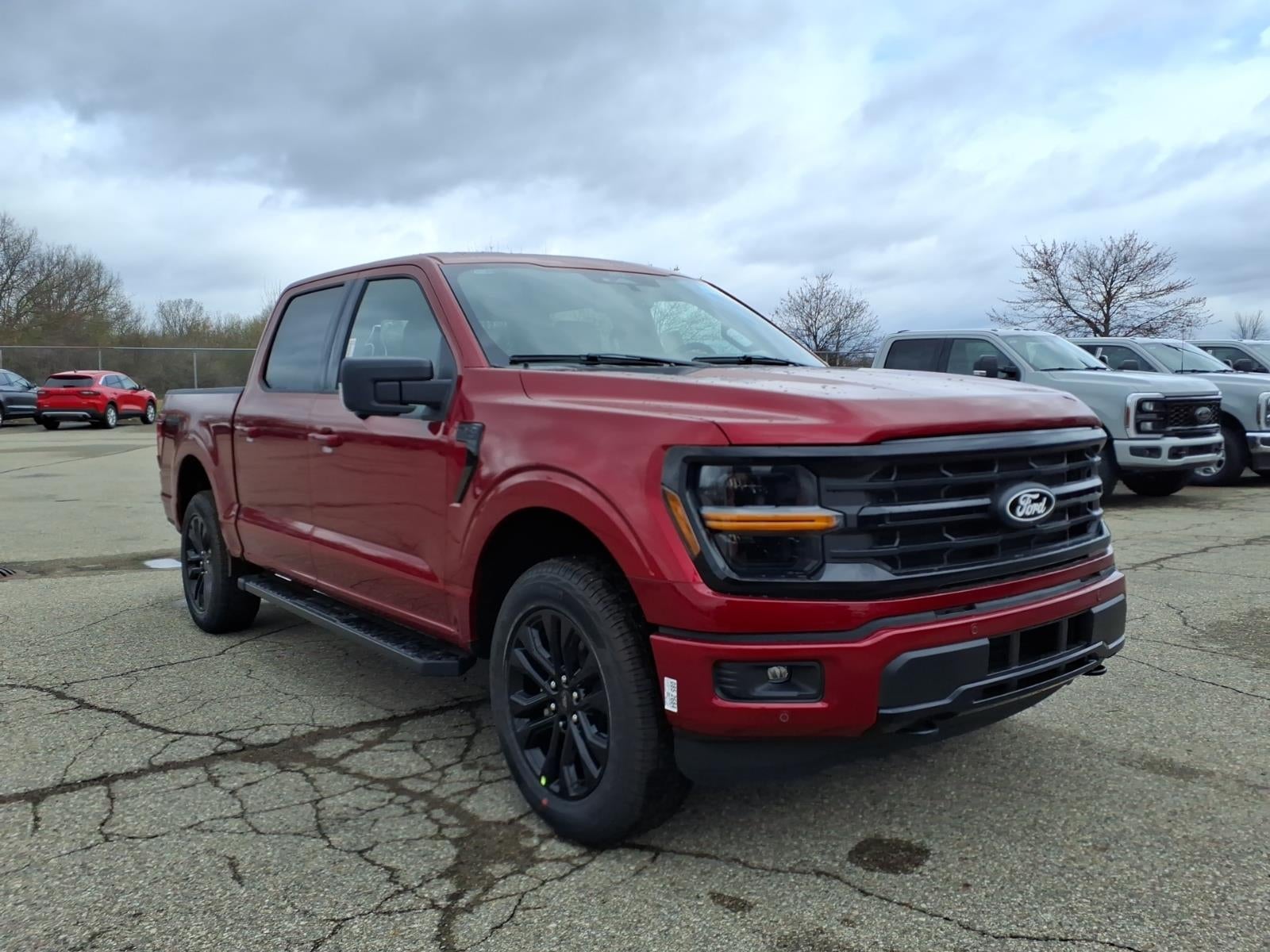 View vehicle photo 3