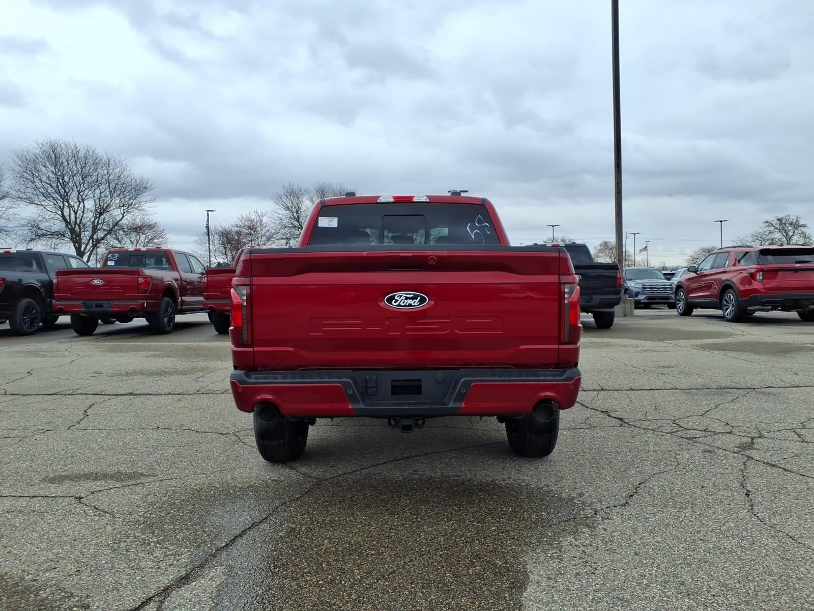 View vehicle photo 7