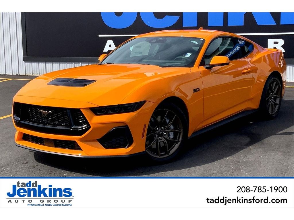 Orange Fury Metallic Tri-Coat 2026 Ford Mustang Coupe Rear-Wheel Drive Manual