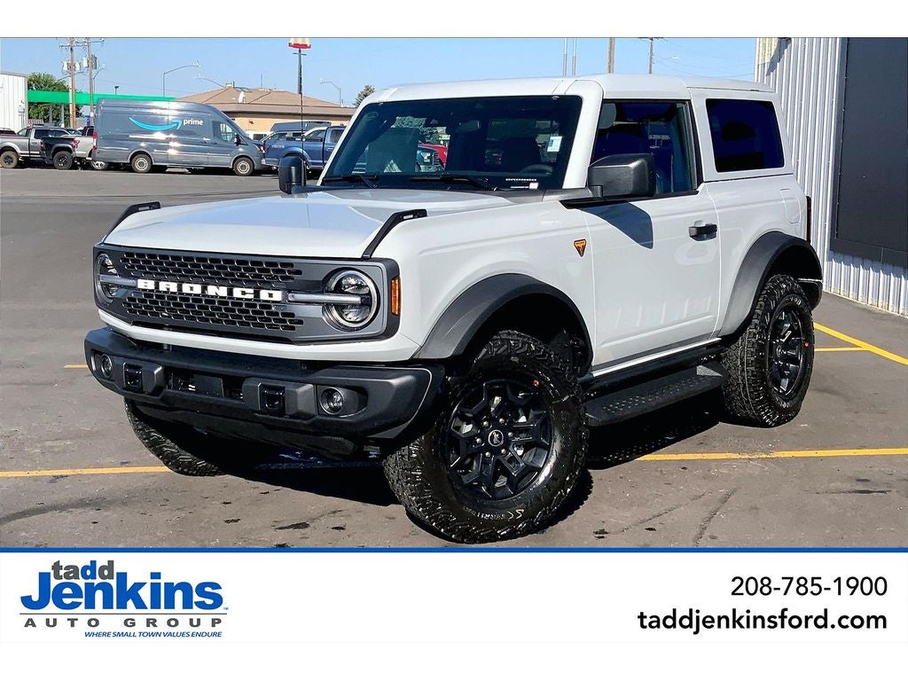 Avalanche Gray 2026 Ford Bronco SUV / Crossover Four-Wheel Drive Manual