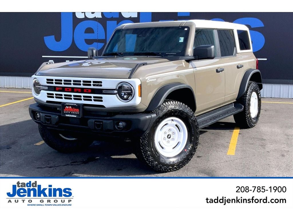 Marsh Gray 2026 Ford Bronco SUV / Crossover Four-Wheel Drive Manual