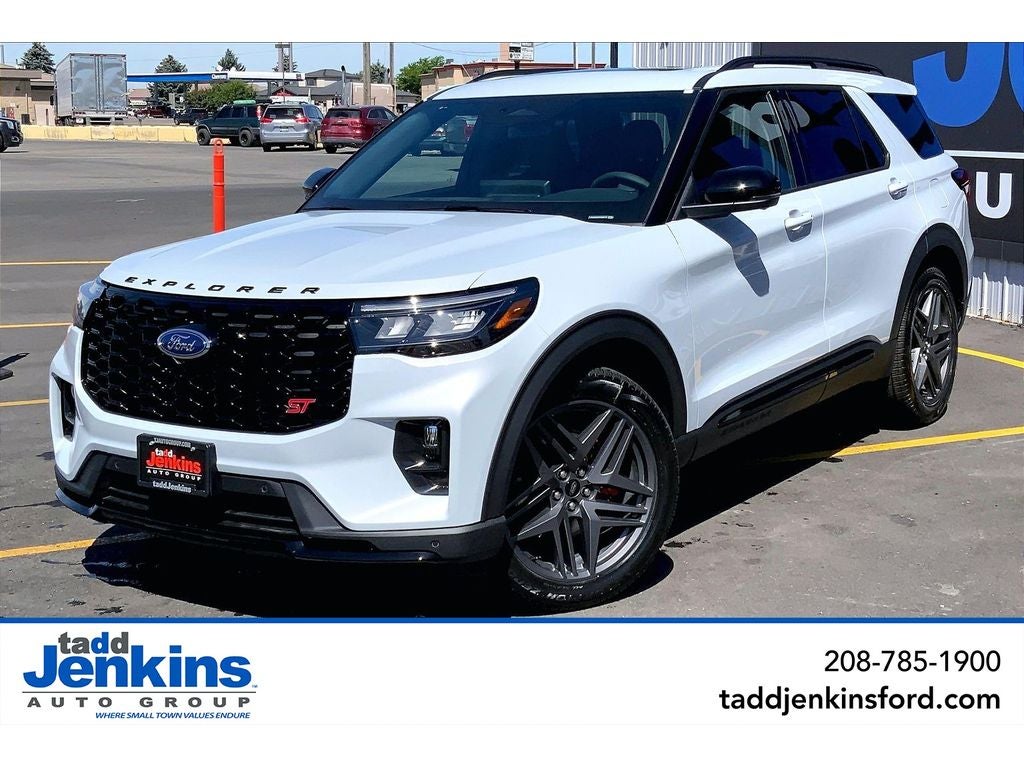 Space White Metallic 2026 Ford Explorer SUV / Crossover All-Wheel Drive Automatic