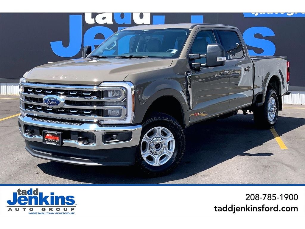 Marsh Gray 2026 Ford F-250 Super Duty Pickup Truck Four-Wheel Drive Automatic