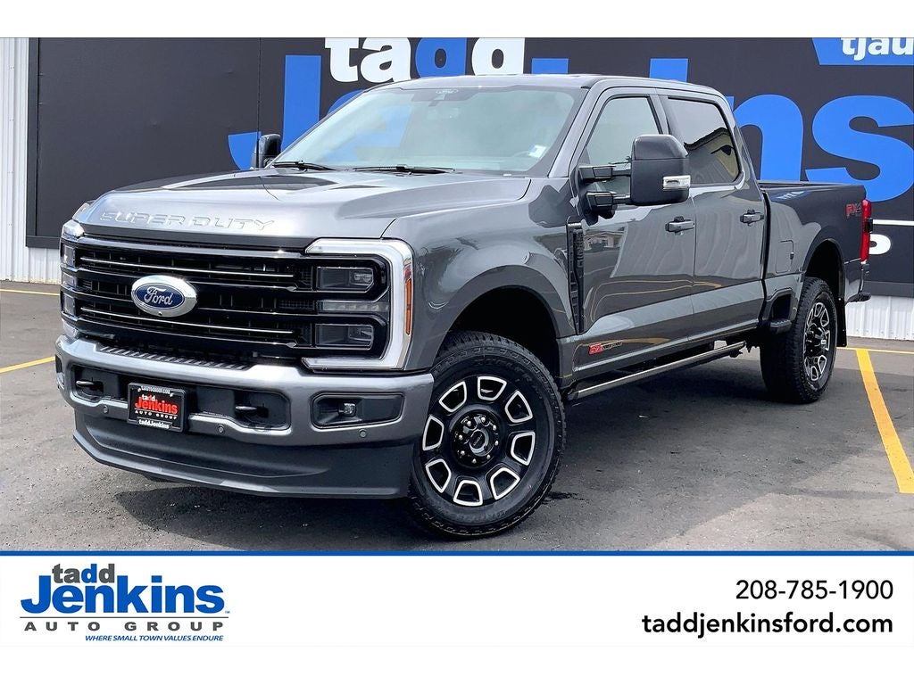 Carbonized Gray 2026 Ford F-350 Super Duty Pickup Truck Four-Wheel Drive Automatic
