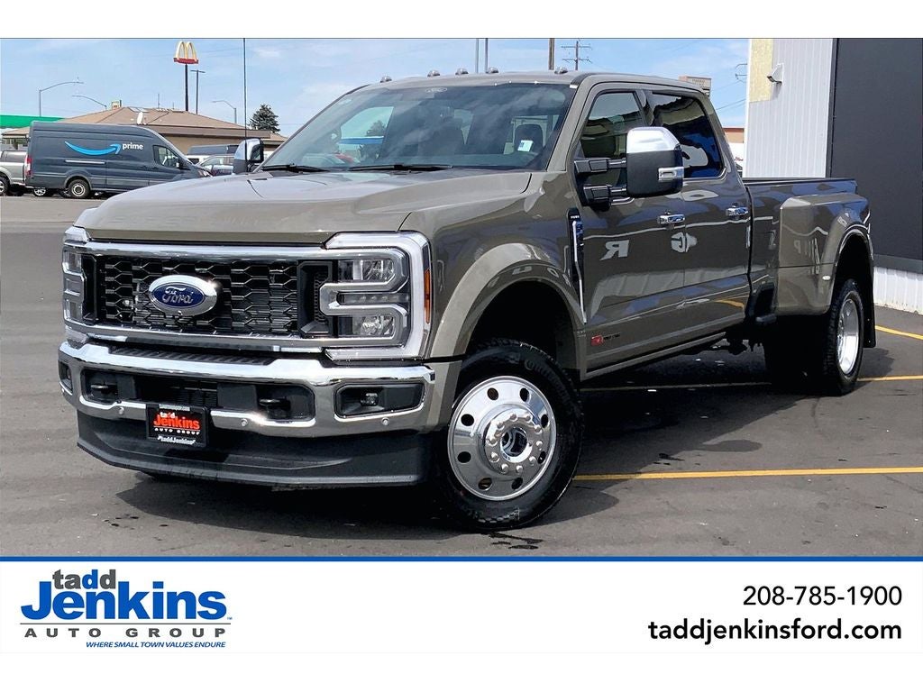 Marsh Gray 2026 Ford F-450 Super Duty Pickup Truck Four-Wheel Drive Automatic