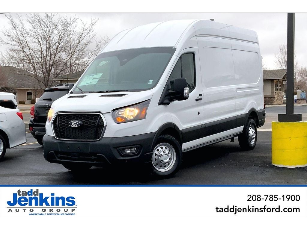 Oxford White 2026 Ford Transit Cargo Van  Automatic