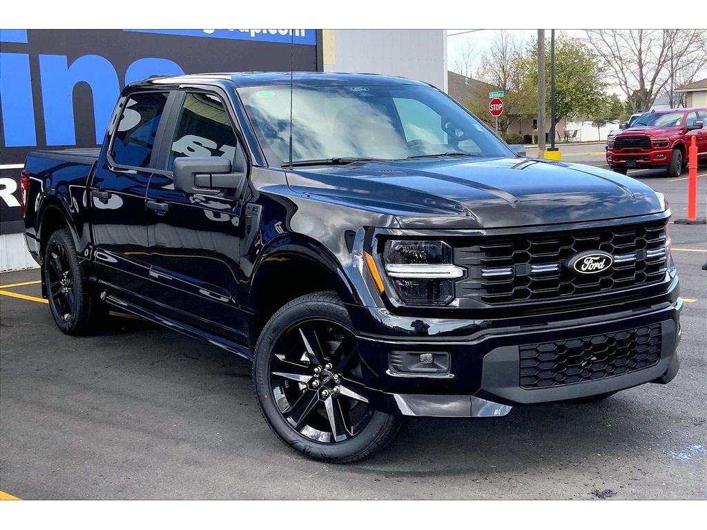 View vehicle photo 2