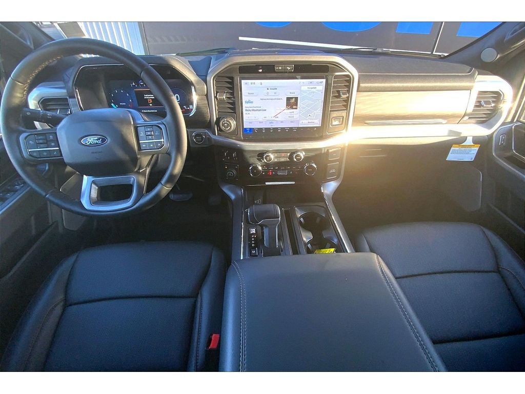 View vehicle photo 7