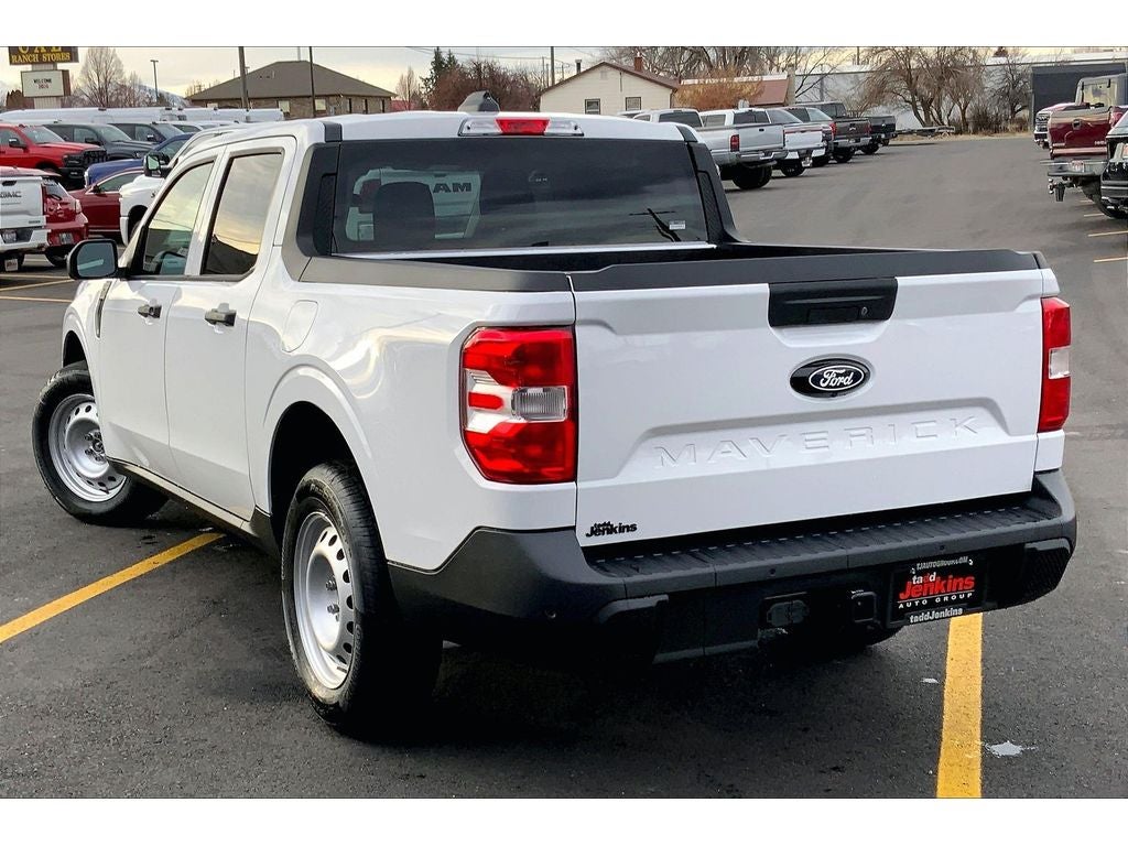 View vehicle photo 3