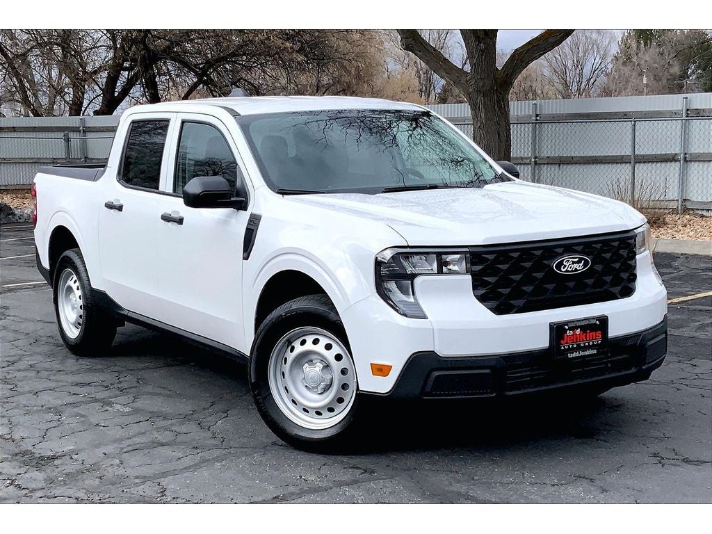 View vehicle photo 2