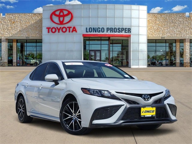 2024 Toyota Camry SE FWD