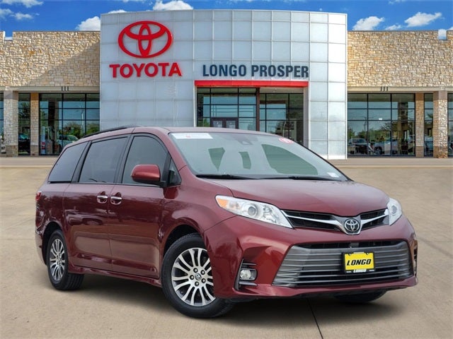 2019 Toyota Sienna XLE 8-Passenger FWD