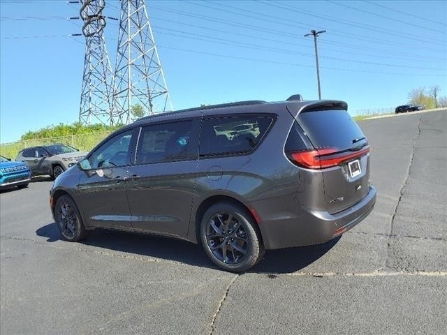 2022 Chrysler Pacifica PACIFICA TOURING L AWD