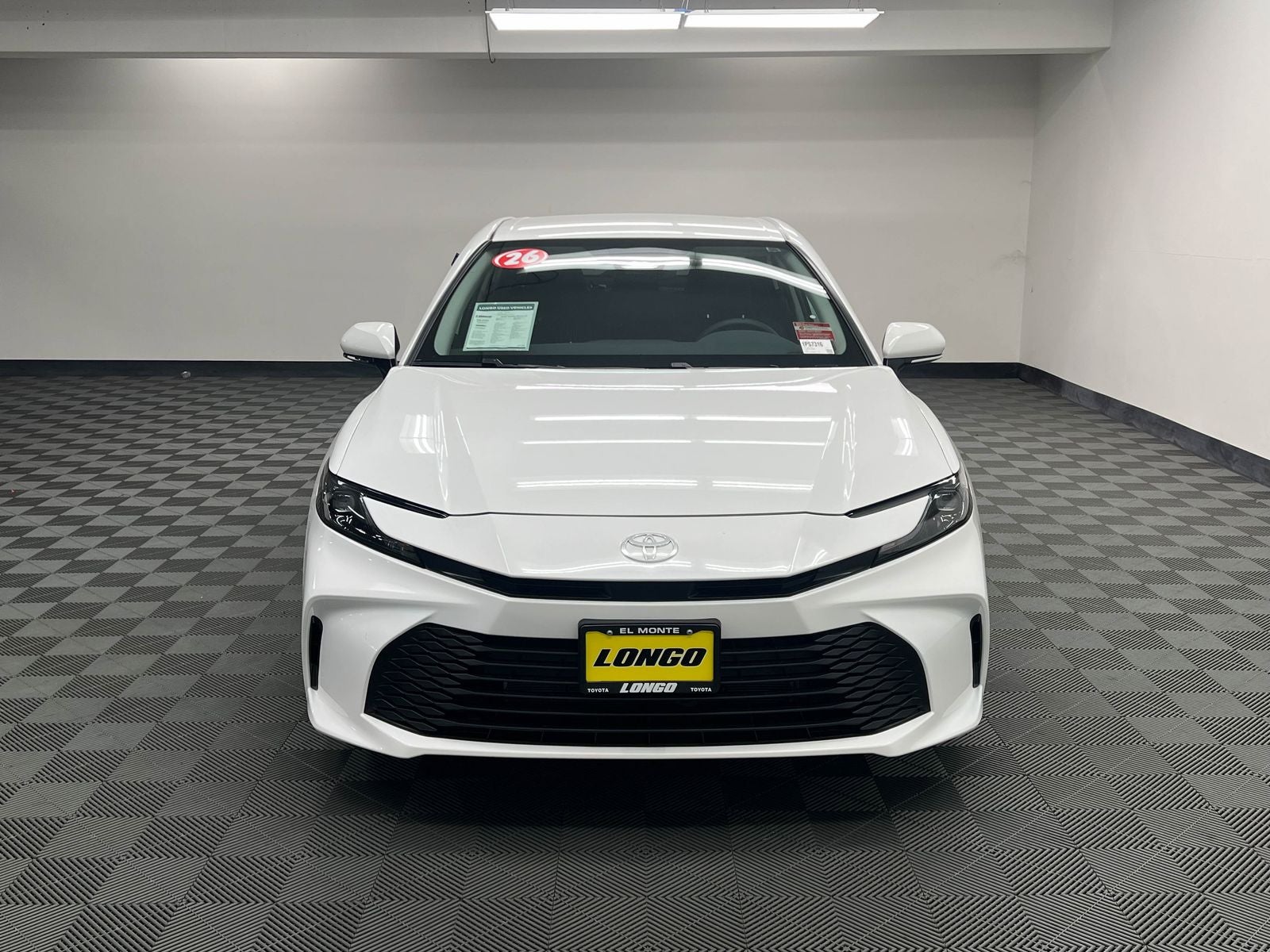 View vehicle photo 4