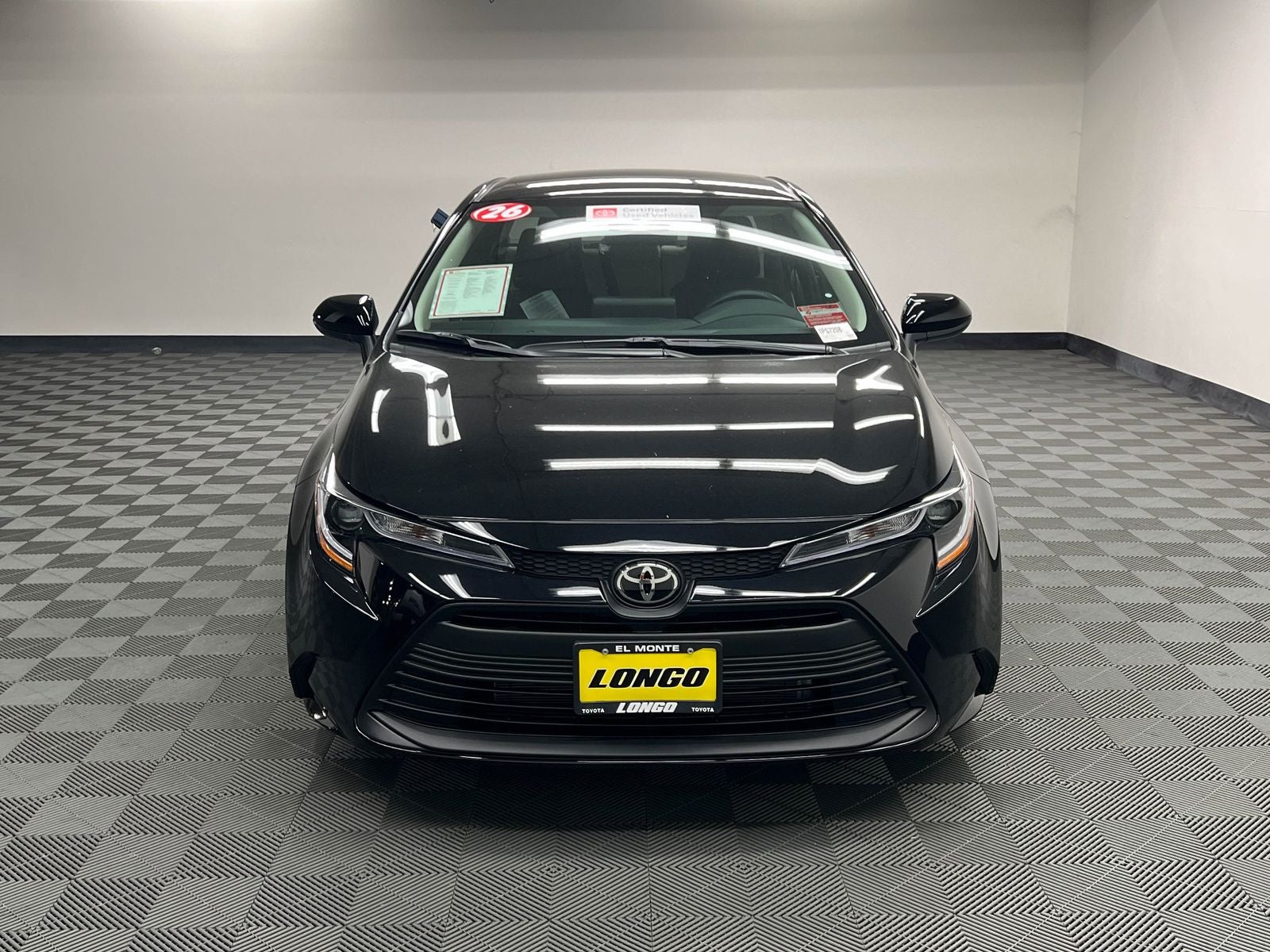 View vehicle photo 4