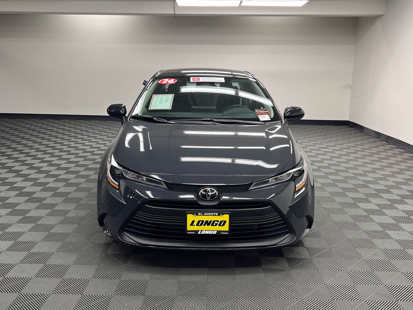 View vehicle photo 4