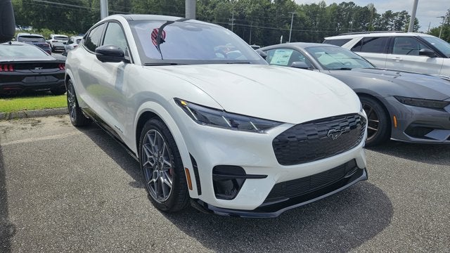 Star White Metallic Tri-Coat 2025 Ford Mustang Mach-E SUV / Crossover All-Wheel Drive Automatic