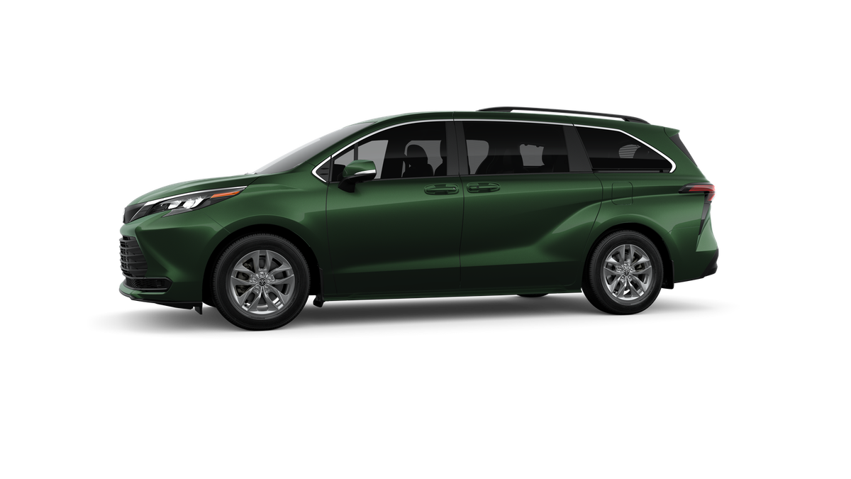 View vehicle photo 3