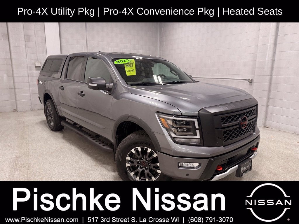 2023 Nissan Titan PRO-4X Crew Cab 4WD