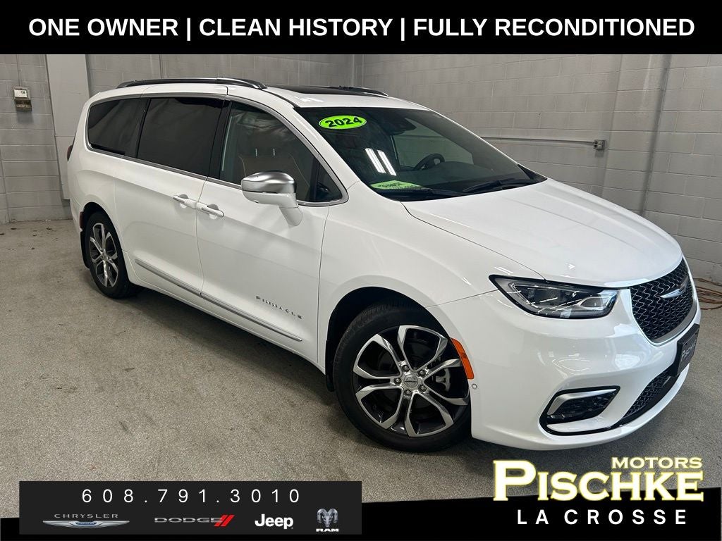  2024 Chrysler Pacifica Pinnacle FWD   