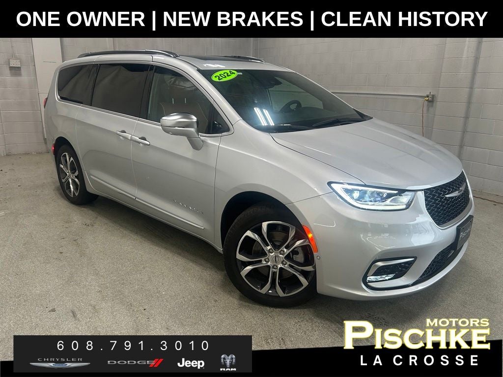  2024 Chrysler Pacifica Pinnacle AWD   