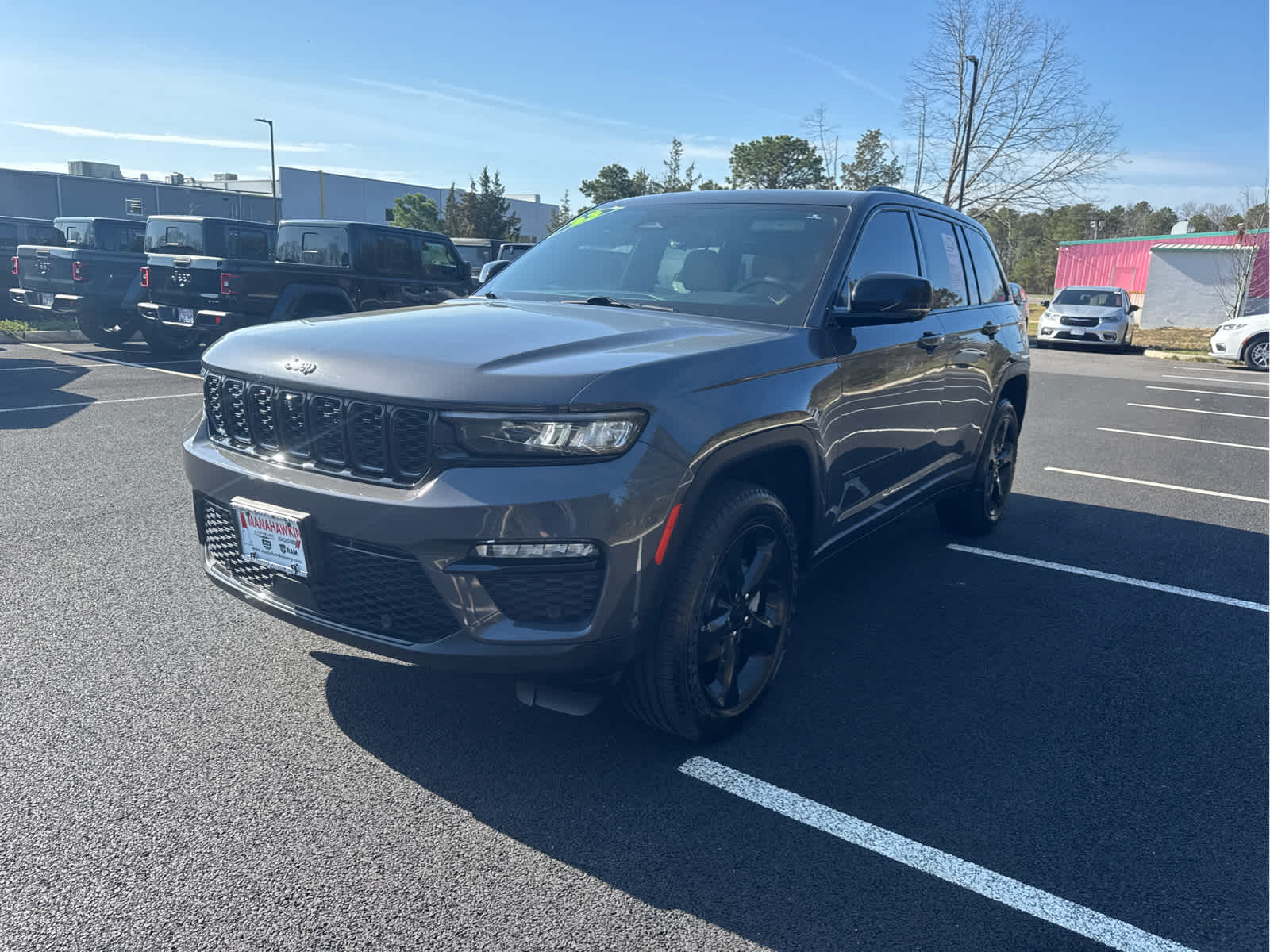 View vehicle photo 5