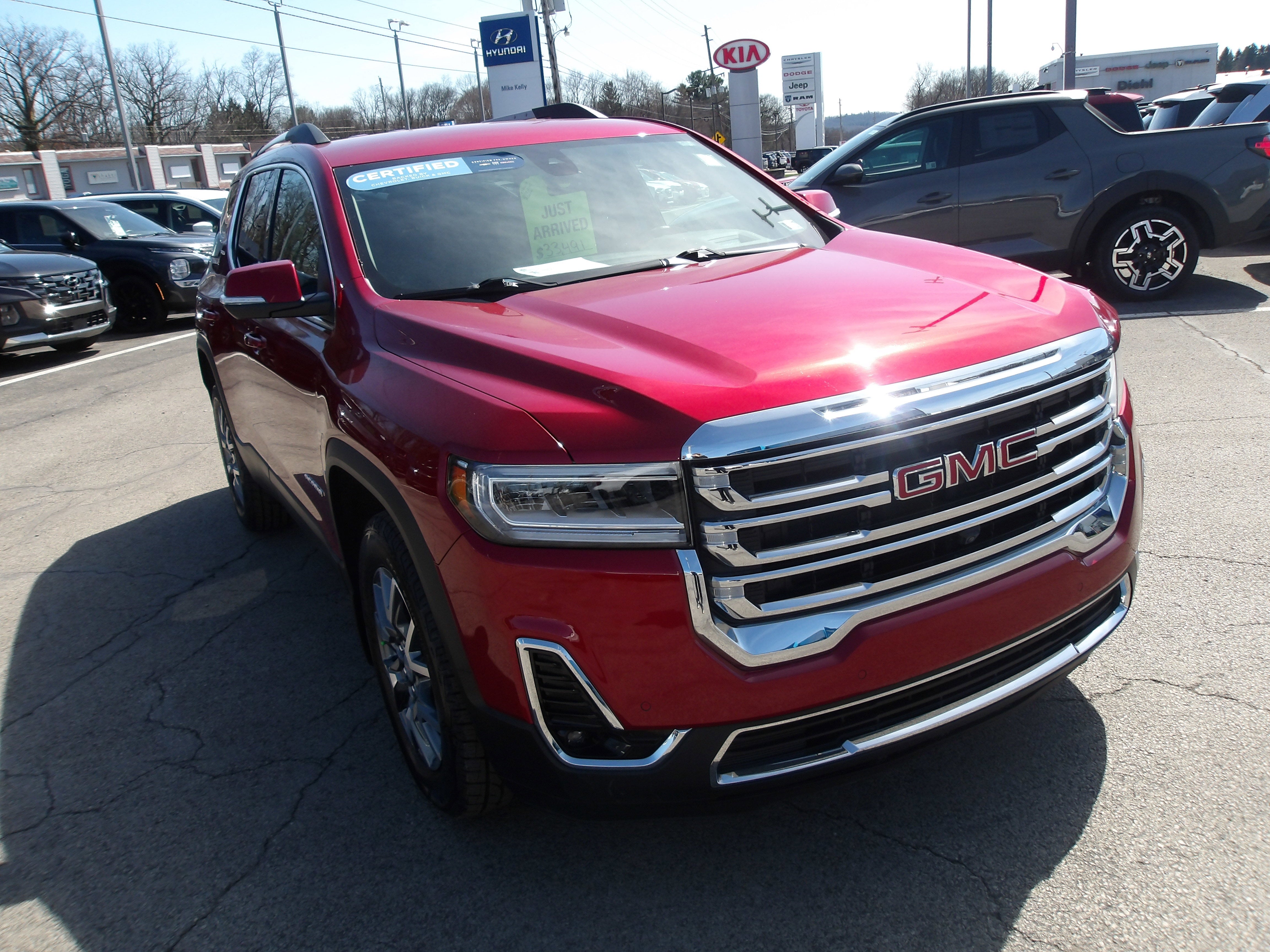 2023 GMC Acadia SLT AWD