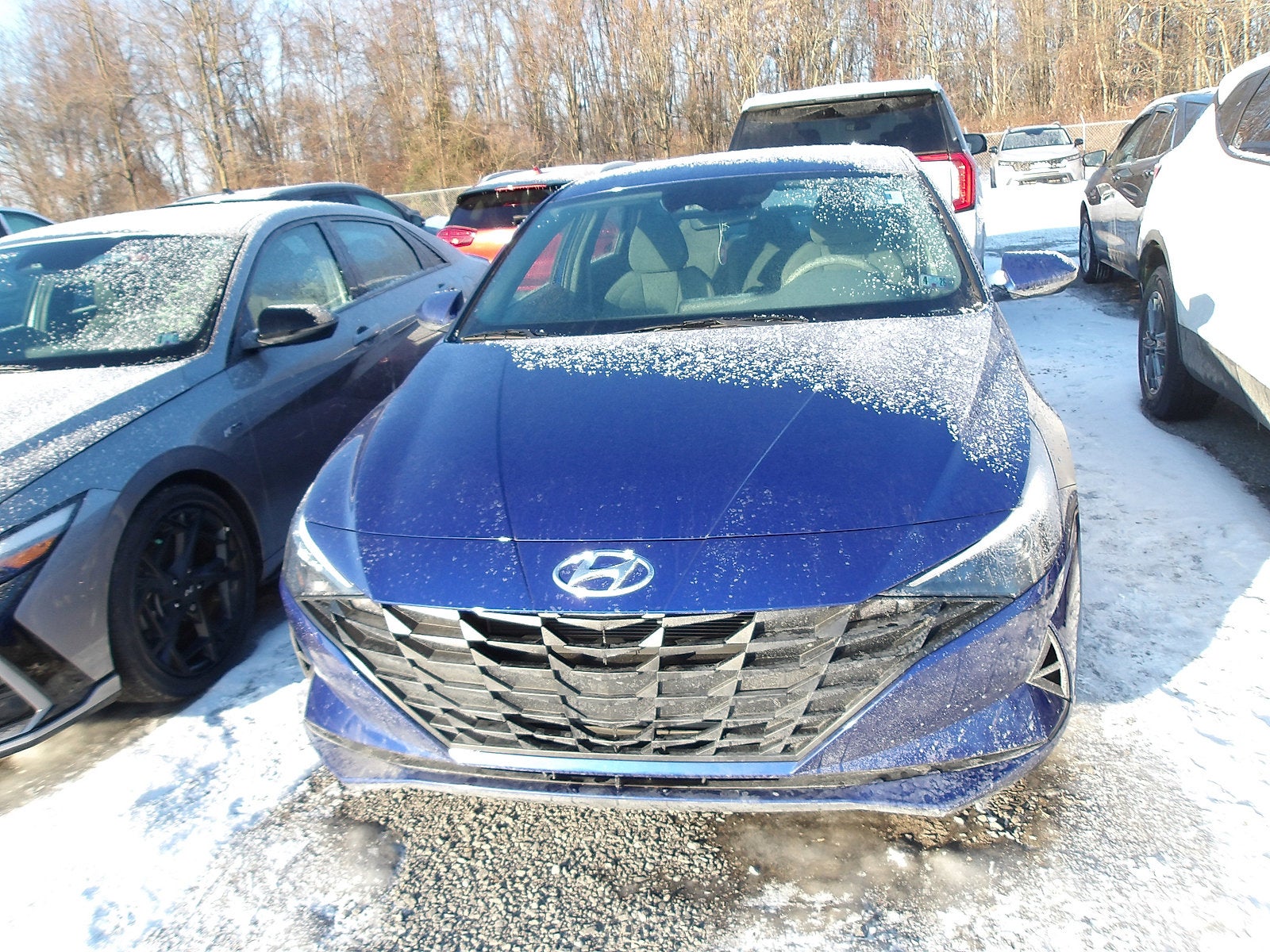 2023 Hyundai Elantra SEL FWD