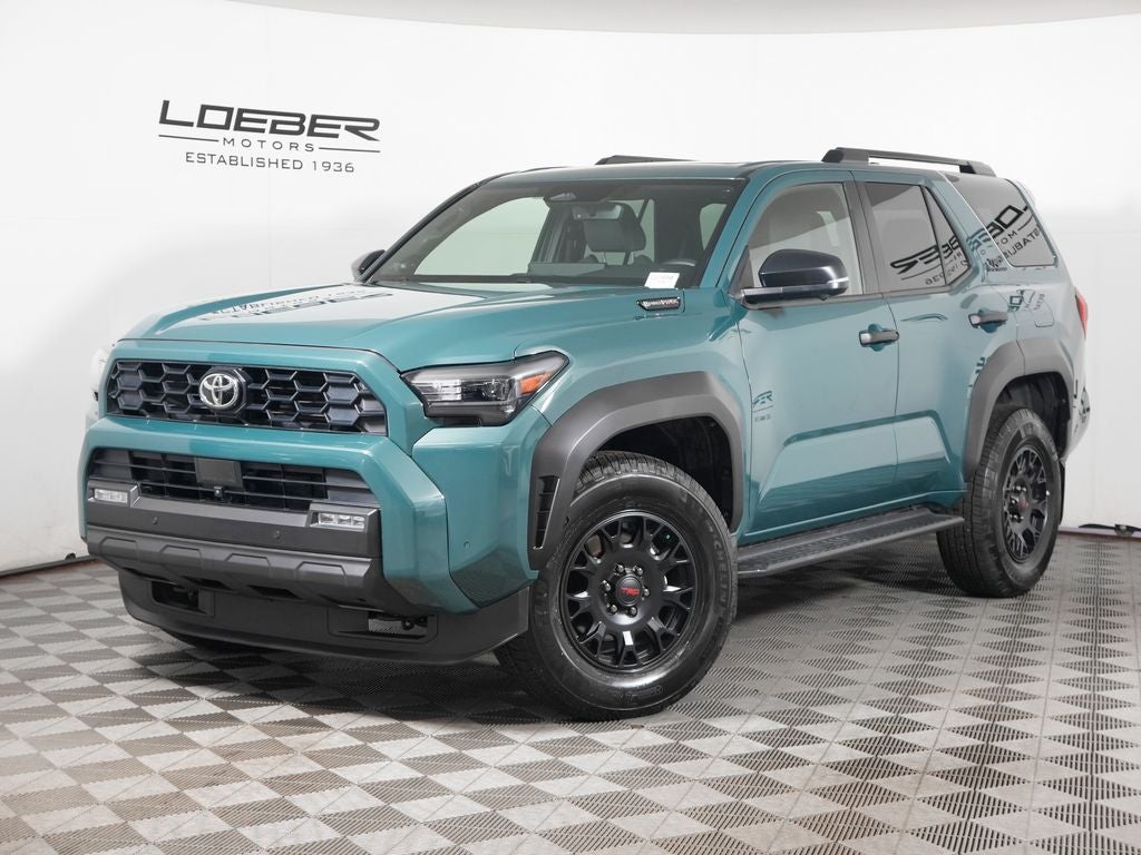 Everest 2025 Toyota 4Runner SUV / Crossover Four-Wheel Drive 8-Speed Automatic