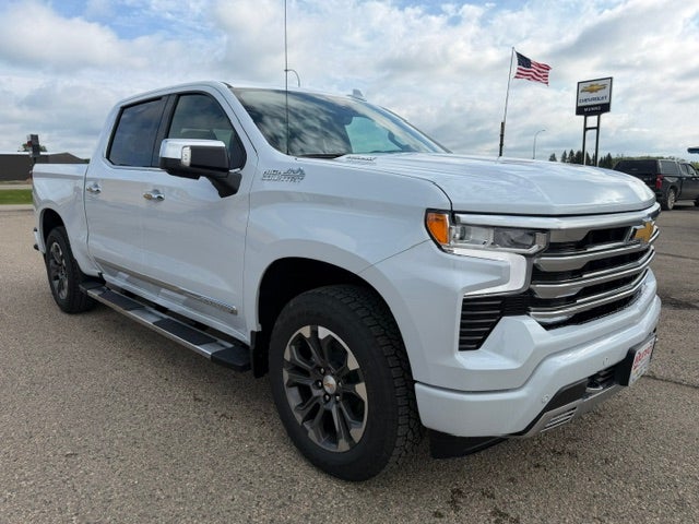 Polar White Tricoat 2026 Chevrolet Silverado 1500 Pickup Truck Four-Wheel Drive Automatic