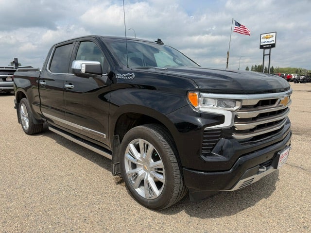  2022 Chevrolet Silverado 1500 High Country Crew Cab 4WD   