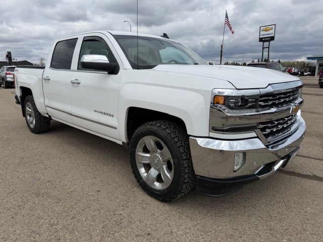 2017 Chevrolet Silverado 1500 LTZ Crew Cab 4WD   