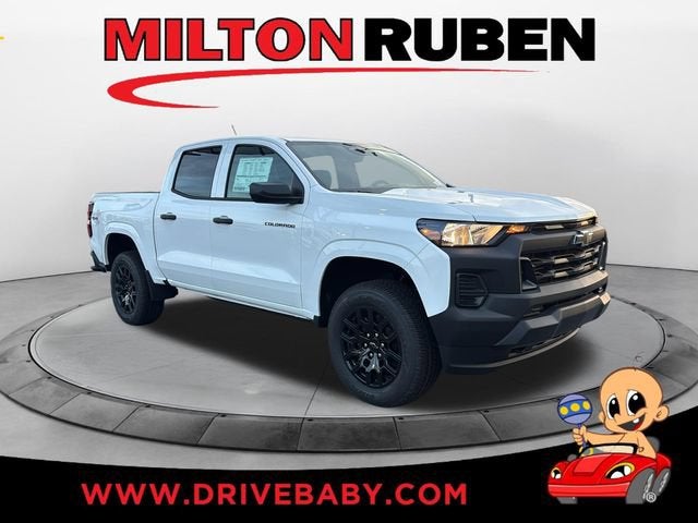Summit White 2026 Chevrolet Colorado Pickup Truck Four-Wheel Drive Automatic