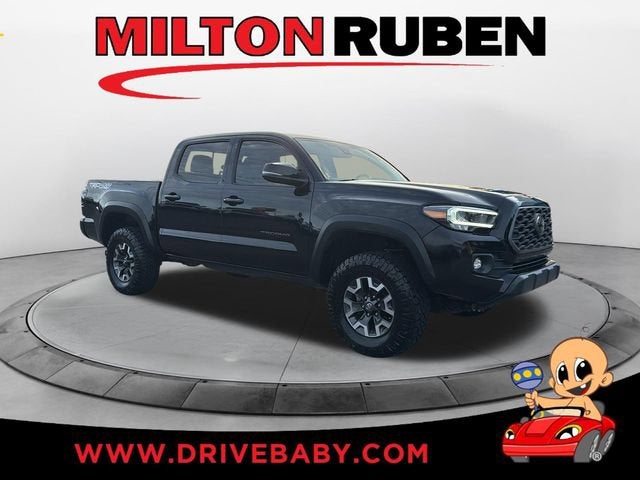  2022 Toyota Tacoma SR V6 Double Cab 4WD   