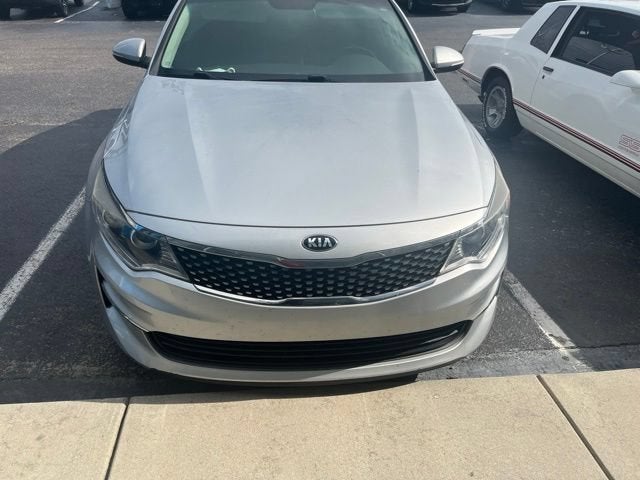  2017 Kia Optima Sedan Front-Wheel Drive Automatic