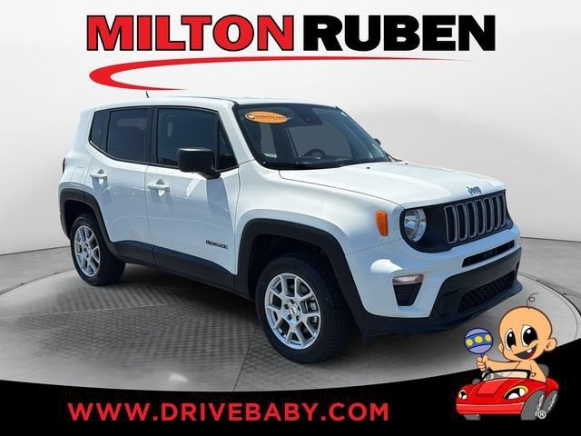  2023 Jeep Renegade Latitude 4WD   