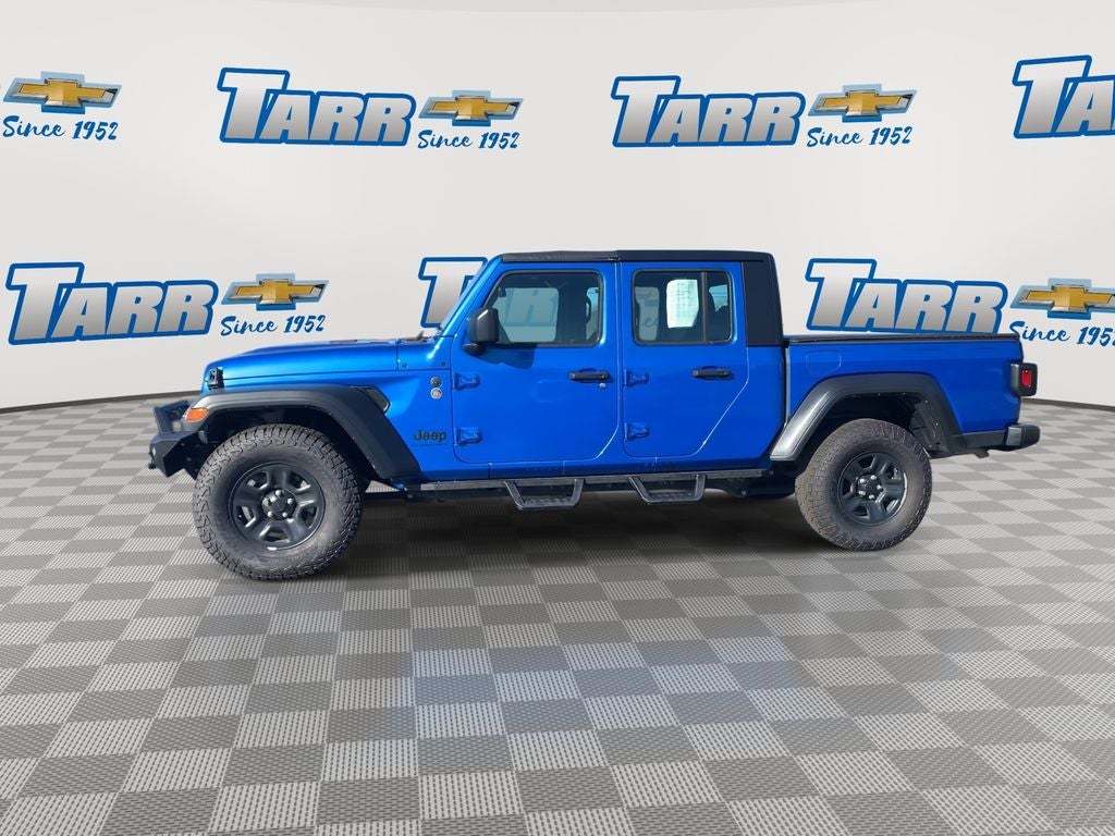 View vehicle photo 5