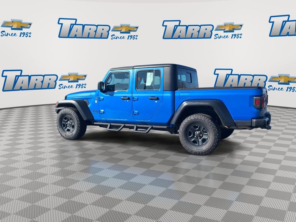 View vehicle photo 6