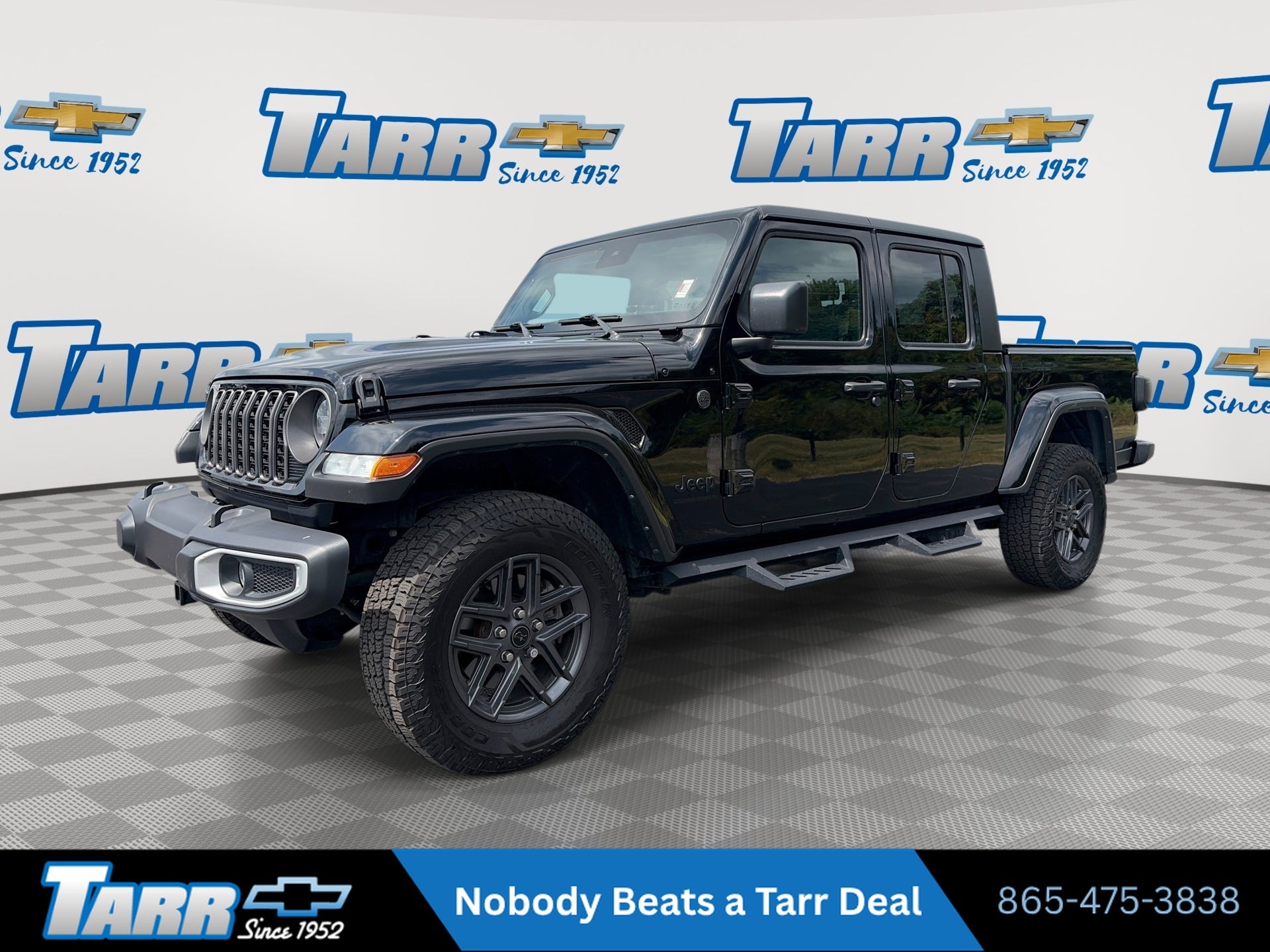 Black Clearcoat 2024 Jeep Gladiator Pickup Truck Four-Wheel Drive 