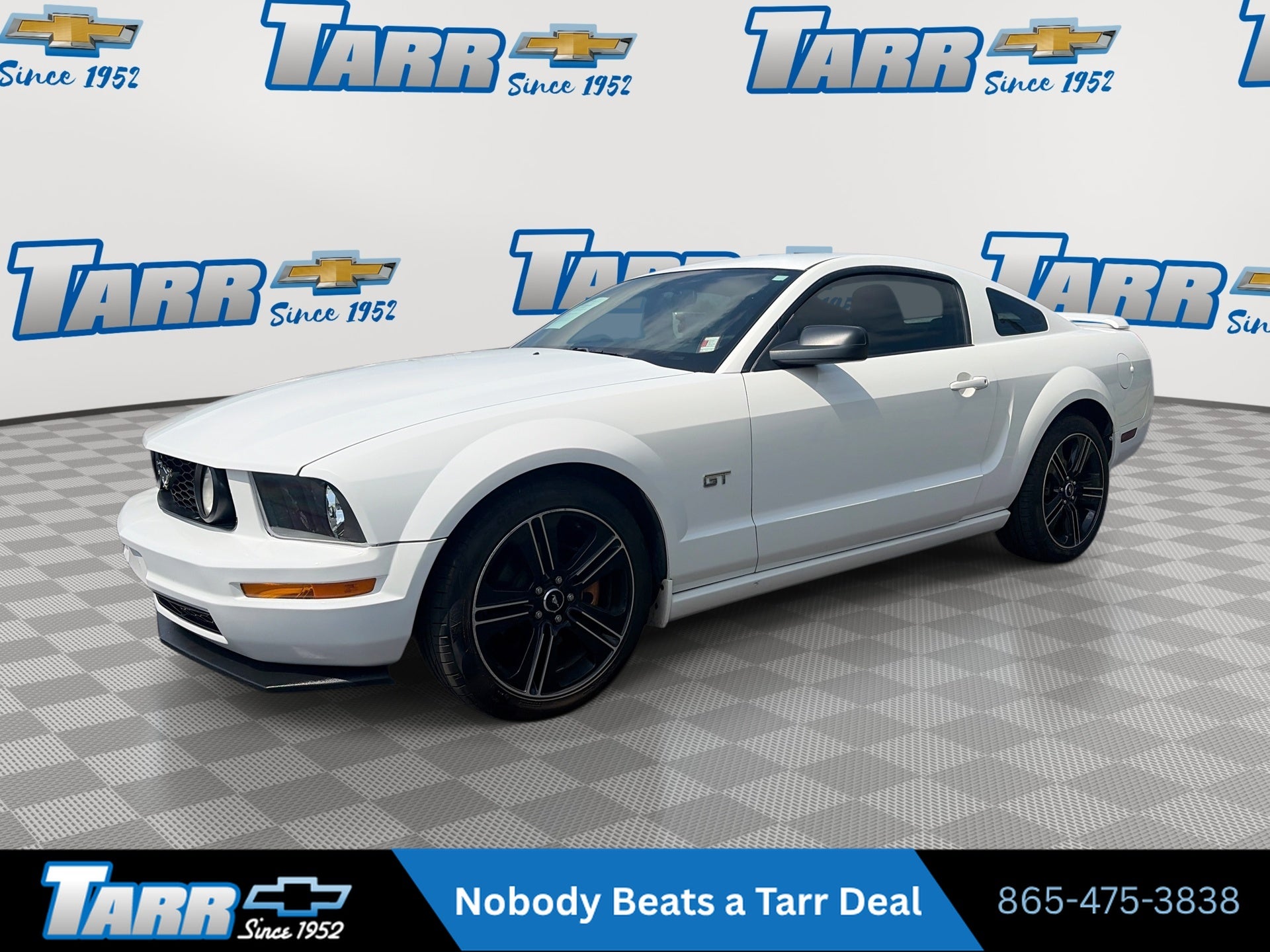  2006 Ford Mustang GT Deluxe Coupe RWD   